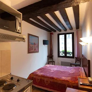 De Bourgogne Apart Otel Paris