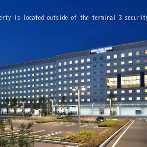Отель The Royal Park Haneda Airport Terminal 3 ****